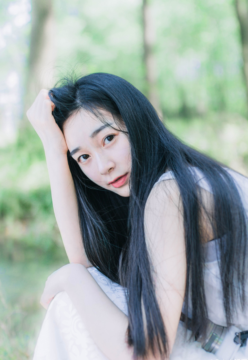 心中一动，刘璋突然间仿佛明白了什么，不可思议的看向孟达道：“你本就是吕布的人！？”